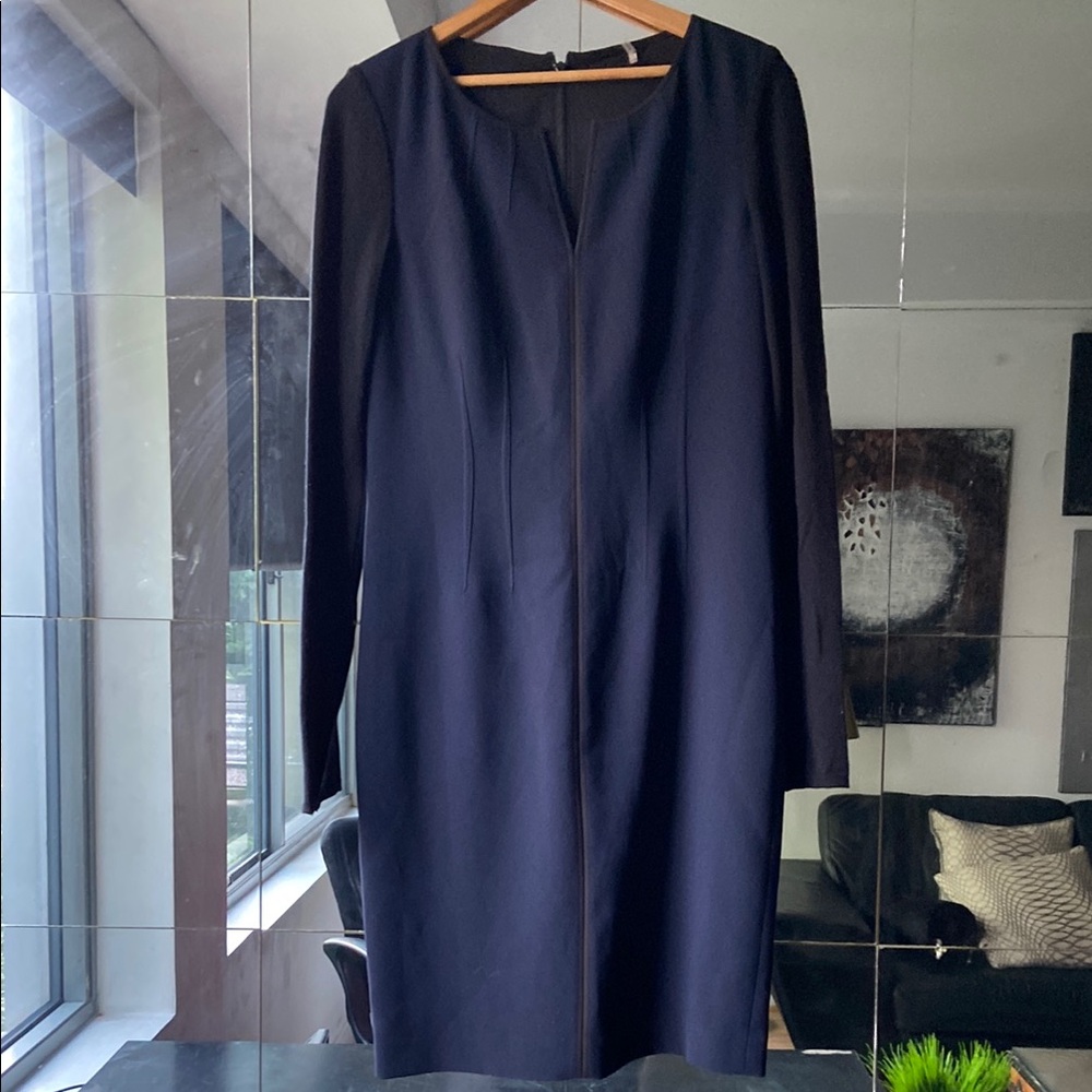 Elie Tahari Black Sheath Dress V-Neck Long Sleeve